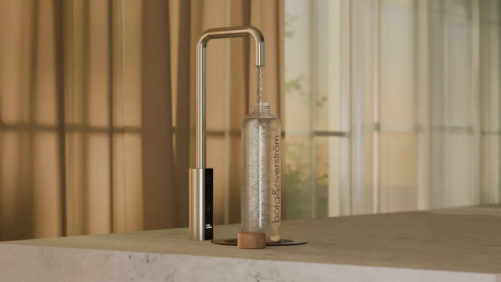 Borg & Overström T1 mit Sprudelwasser